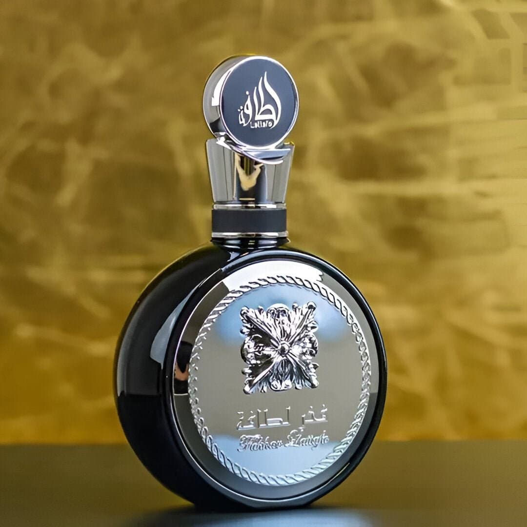 Fakhar Black by Lattafa Perfumes
