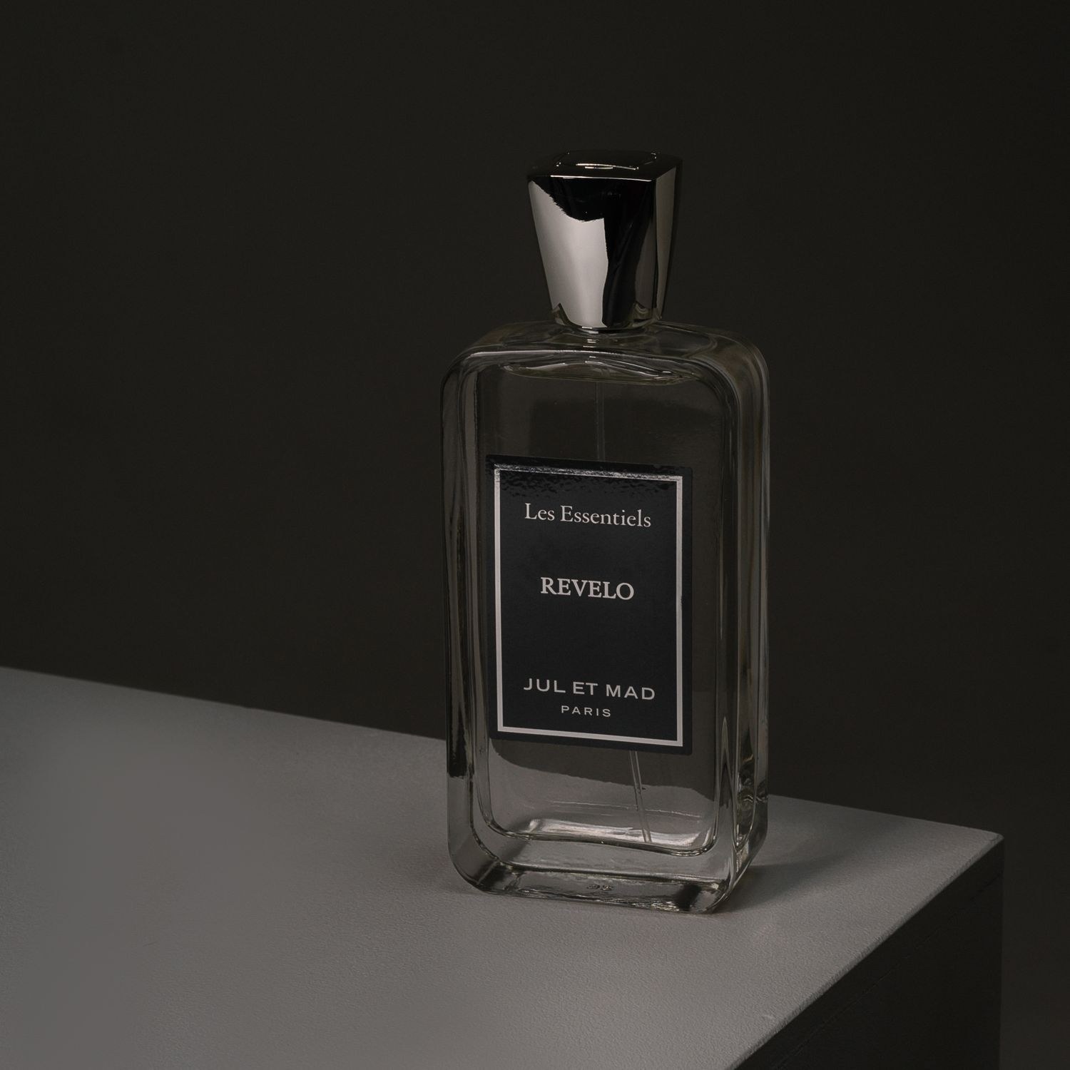 Revelo by Jul et Mad