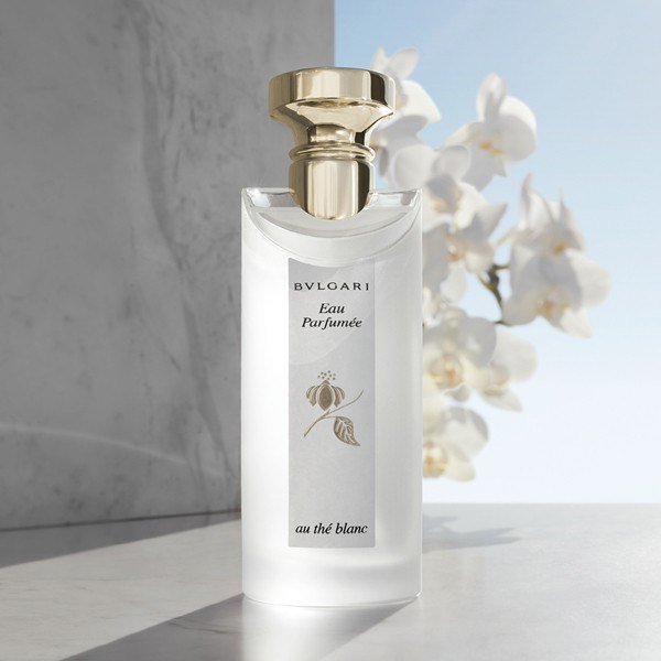 Eau Parfumée au Thé Blanc by Bvlgari