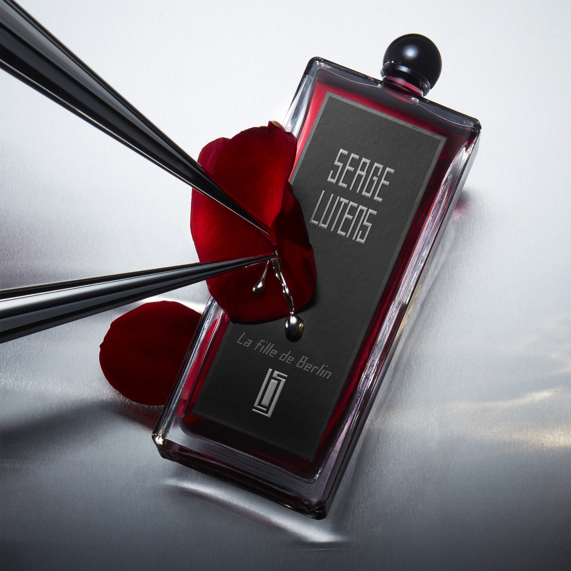 La Fille de Berlin by Serge Lutens