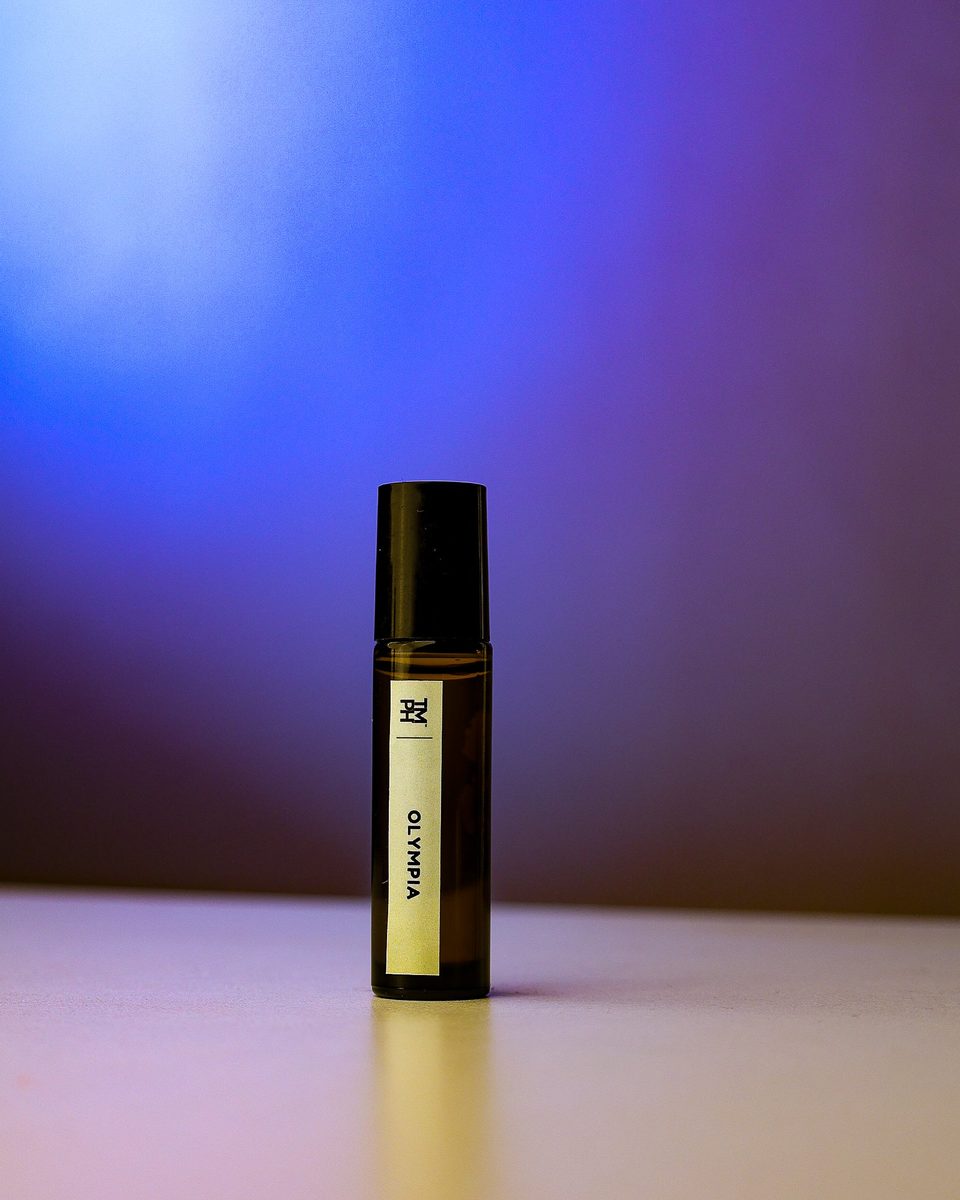 Olympia AT | Luxury Niche Attar – 10+ Hour Long Lasting Pure Oil by TM Fragrance